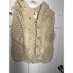 Anthropologie Lili's closet knit faux fur vest size XS hooded
